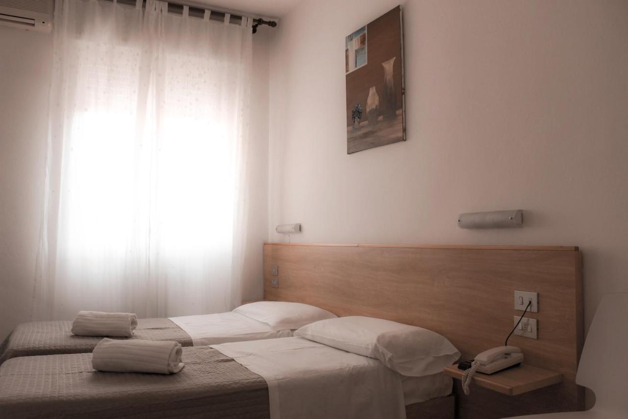 Albergo Moderno Modena Exterior photo